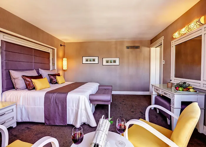 Hotel Suhan360 & (adults Only)